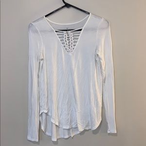 Women’s t-shirt 🤍